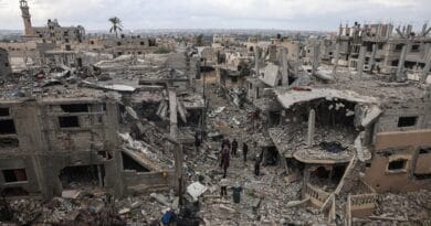 آثار الدمار الواسع في قطاع غزة نتيجة العدوان الإسرائيلي وتداعيات المواجهات المستمرة