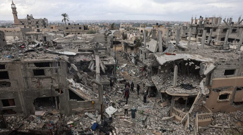 آثار الدمار الواسع في قطاع غزة نتيجة العدوان الإسرائيلي وتداعيات المواجهات المستمرة